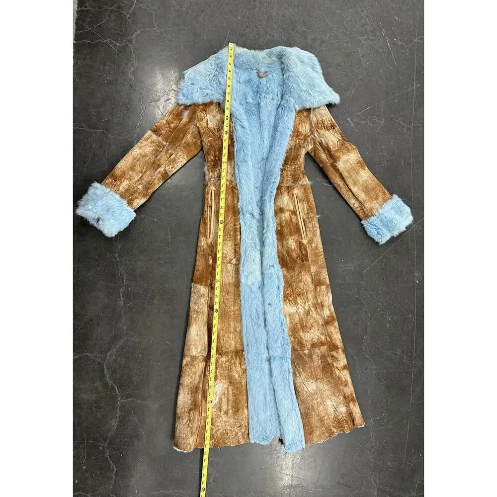 Vintage Long Rabbit Fur Trimmed Coat with Blue Accents - Size small to medium - Picture 3 of 8